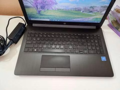 Notebook HP 15 - Imagen 2