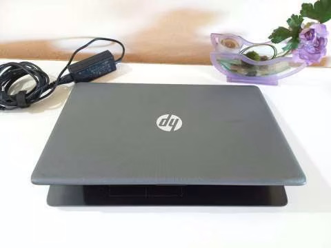 Notebook HP 15 - Imagen 3