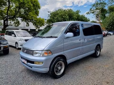 Toyota Regius 1998 - Imagen 3