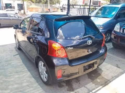 Toyota New Vitz RS 2009 - Imagen 3