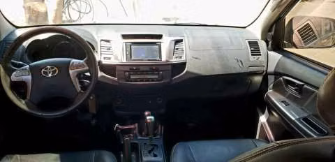 Toyota Hilux SRV 2013 motor 3.0 turbo diésel intercooler automático 4x4 - Imagen 3