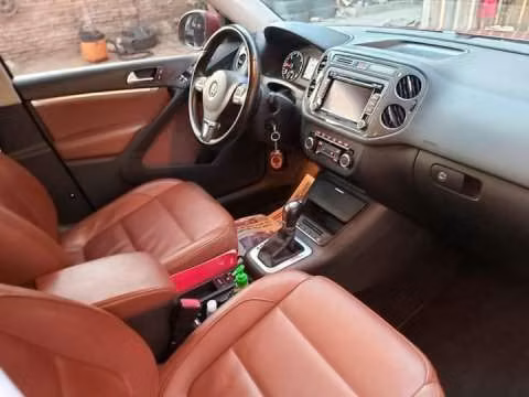 Volkswagen Tiguan 2014