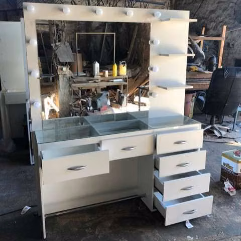 Espejero/toalet de fabricación propia