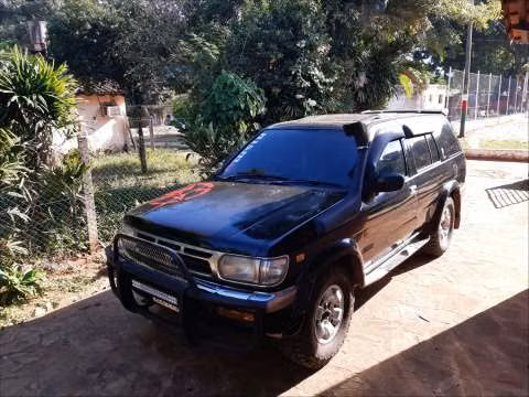 Nissan Terrano 1995
