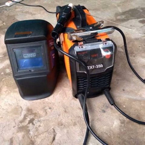 Soldador Hongda IGBT ZX7-350 - Imagen 2