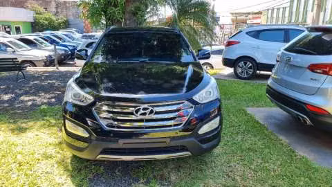 Hyundai Santa Fe 2013 color negro - Imagen 2