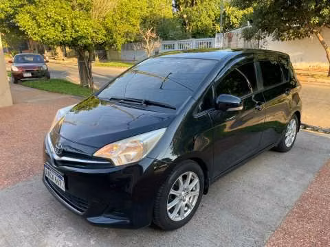 Toyota New Ractis 2011