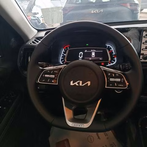 Kia Sonet EX automático naftero full 2023