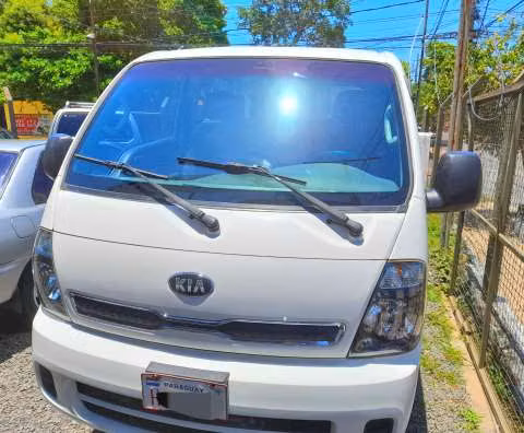 Kia KB2700 doble cabina 2018