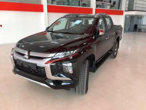Mitsubishi Sport automático full HPE S 2.4 con 190 HP de potencia 2022