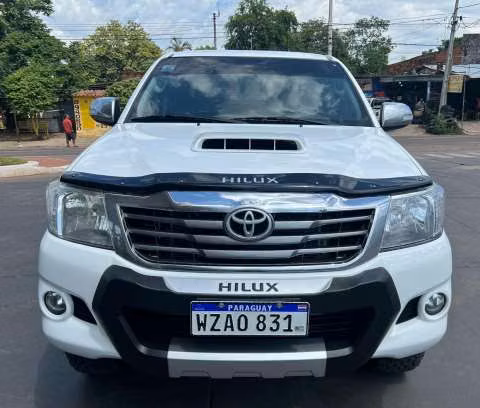 Toyota Hilux 2016