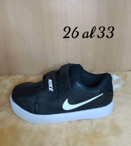 Calzadito Nike bajito cierre magnético para criatura