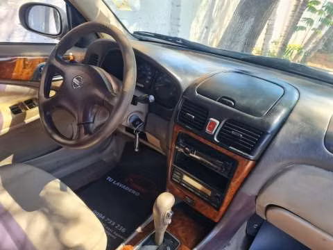 Nissan Bluebird Sylphy 2003