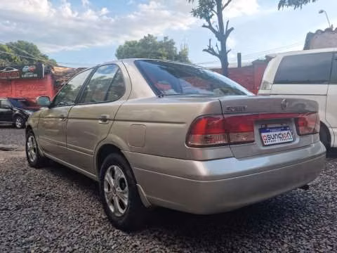 Nissan Sunny 2003
