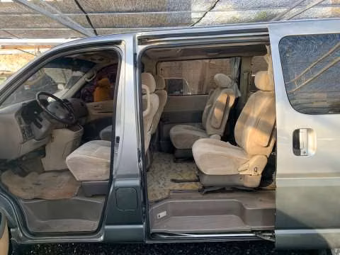 Toyota Grand Hiace 2000 - Imagen 2