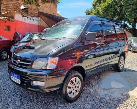 Toyota Noah 2000 - Imagen 2