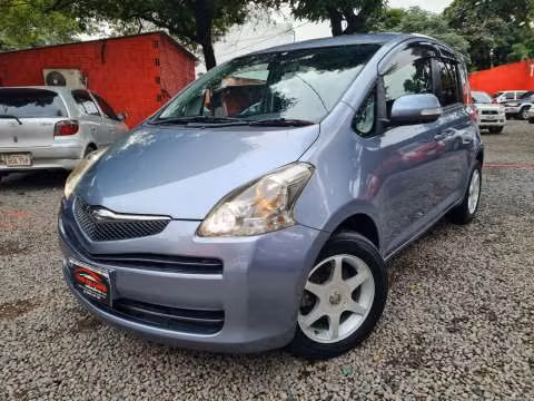 Toyota Ractis 2010 motor vvti 1.5 naftero automático - Imagen 3