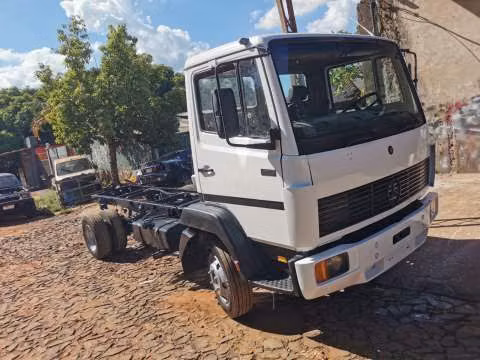 Mercedes Benz 