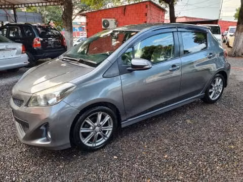 Toyota New Vitz RS 2012 motor vvti 1.5 naftero automático - Imagen 3