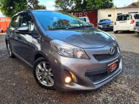Toyota New Vitz RS 2012 motor vvti 1.5 naftero automático - Imagen 2