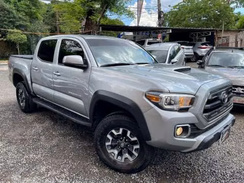 Toyota Tacoma 2017 motor V6 3.5 flex automático 4x4