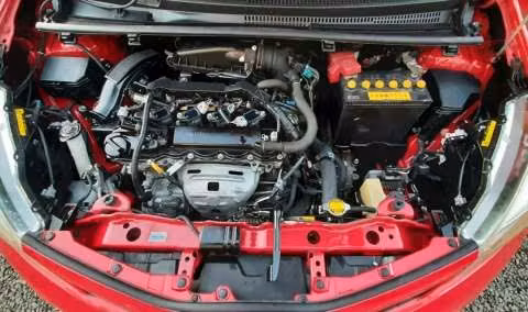 Toyota New Vitz 2010 - Imagen 3