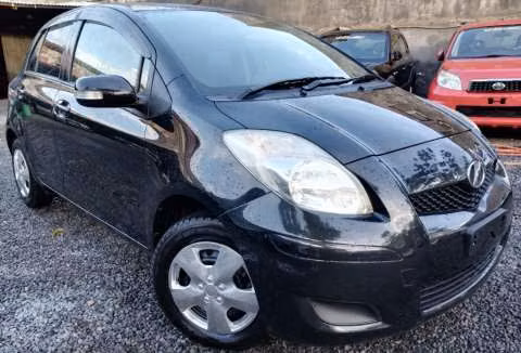 Toyota New Vitz 2009 - Imagen 3
