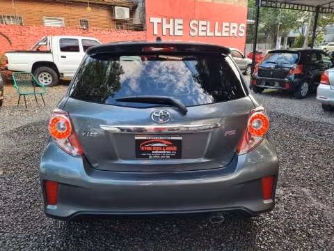 Toyota New Vitz RS 2011 - Imagen 2