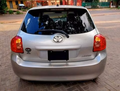 Toyota Auris 2007 - Imagen 2
