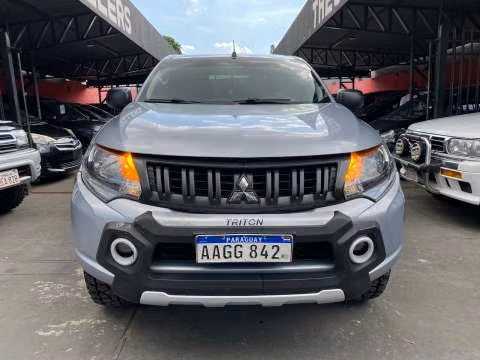 Mitsubishi L200 Tritón 2020 diésel mecánico 4x4