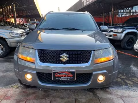 Suzuki Grand Vitara 2008 motor 2.0 naftero automático 4x2