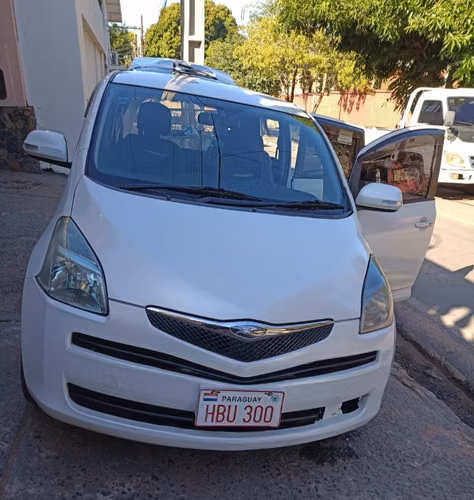 Toyota Ractis 2006 - Imagen 2