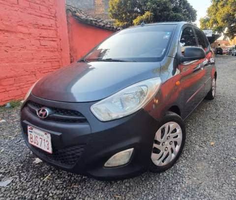 Hyundai i
