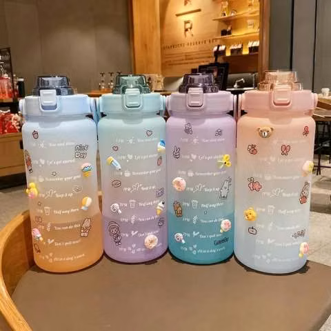 Botellón para agua 2 litros con stickers