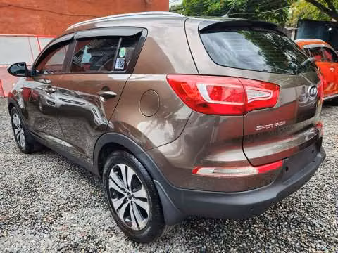 Kia Sportage 2011 motor crdi 2.0 diésel automático
