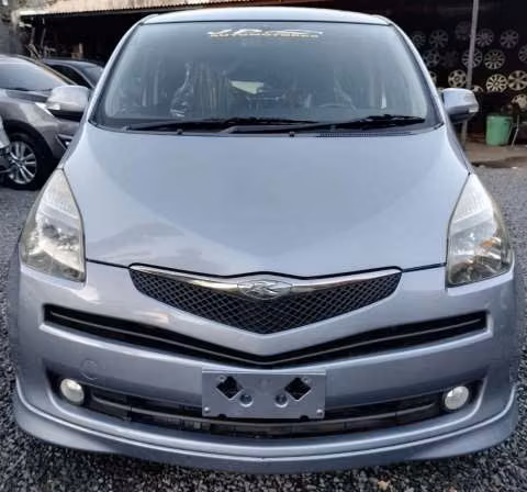 Toyota Ractis 2007 motor 1.5 naftero automático secuencial - Imagen 3
