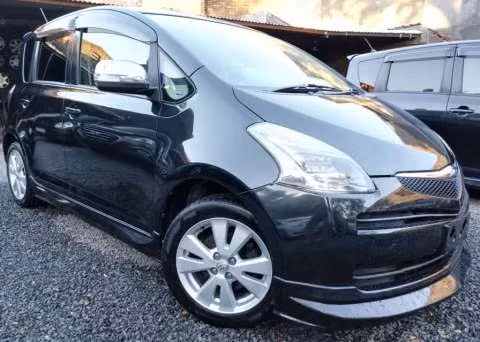 Toyota Ractis 2007 motor 1.5 naftero automático secuencial - Imagen 2