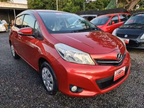 Toyota New Vitz 2011
