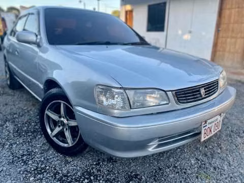 Toyota Corolla Límited 1999 - Imagen 2