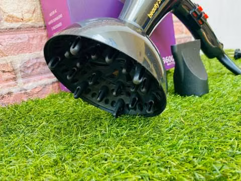 Secador Mega Star profesional con difusor - Imagen 3