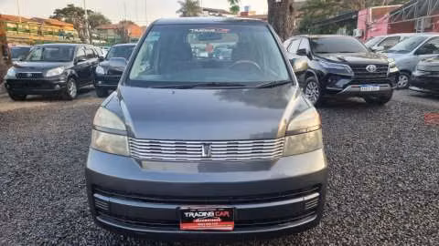 Toyota Voxy 2003 motor 2.0 naftero automático