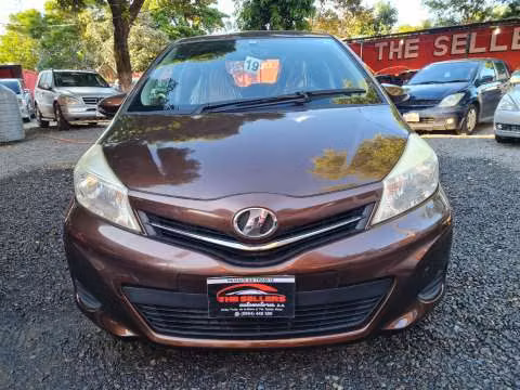 Toyota New Vitz 2011 - Imagen 3