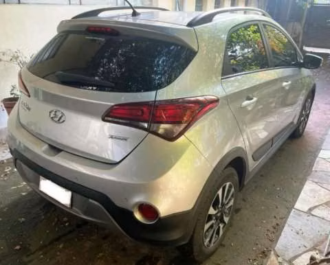 Hyundai HB20X 2019 motor 1.6 naftero automático - Imagen 3