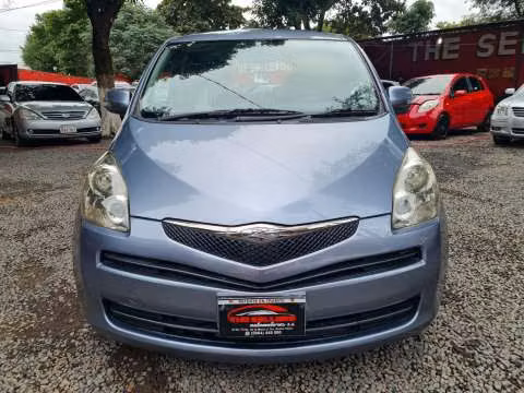 Toyota Ractis 2010 - Imagen 3