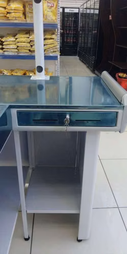 Mesa para cajera metal refrimate 150cm x 100cm - Imagen 2