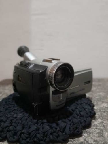 Cámara filmadora Panasonic 300x digital 20x