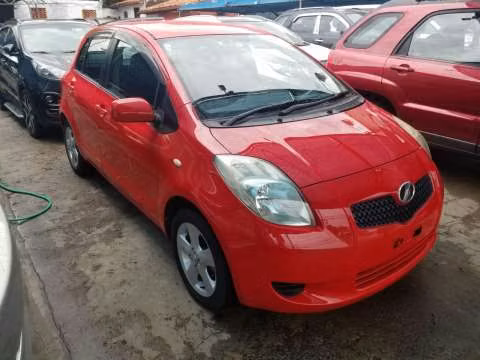 Toyota New Vitz 2006 - Imagen 3