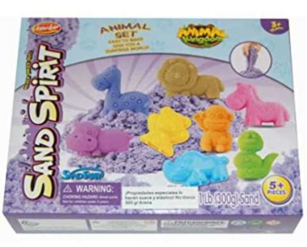Kinetic Sand Shaping Game