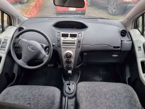 Toyota New Vitz 2010 motor 1.3 naftero automático - Imagen 3