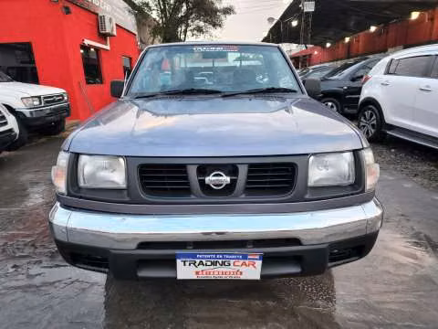 Nissan Datsun 2000